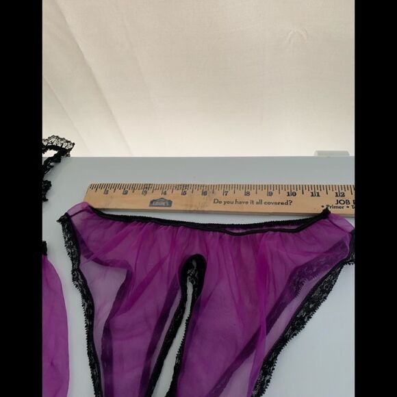 Two piece open crotch & open nipple one size Lingerie. Purple w/black lace trim - Picture 7 of 7